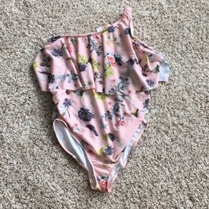 Maternity swim wear